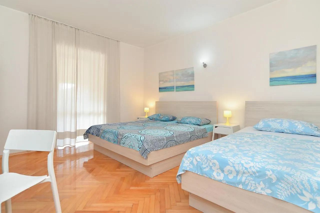 Apartments Valbandon 38 파자나 0*,  크로아티아